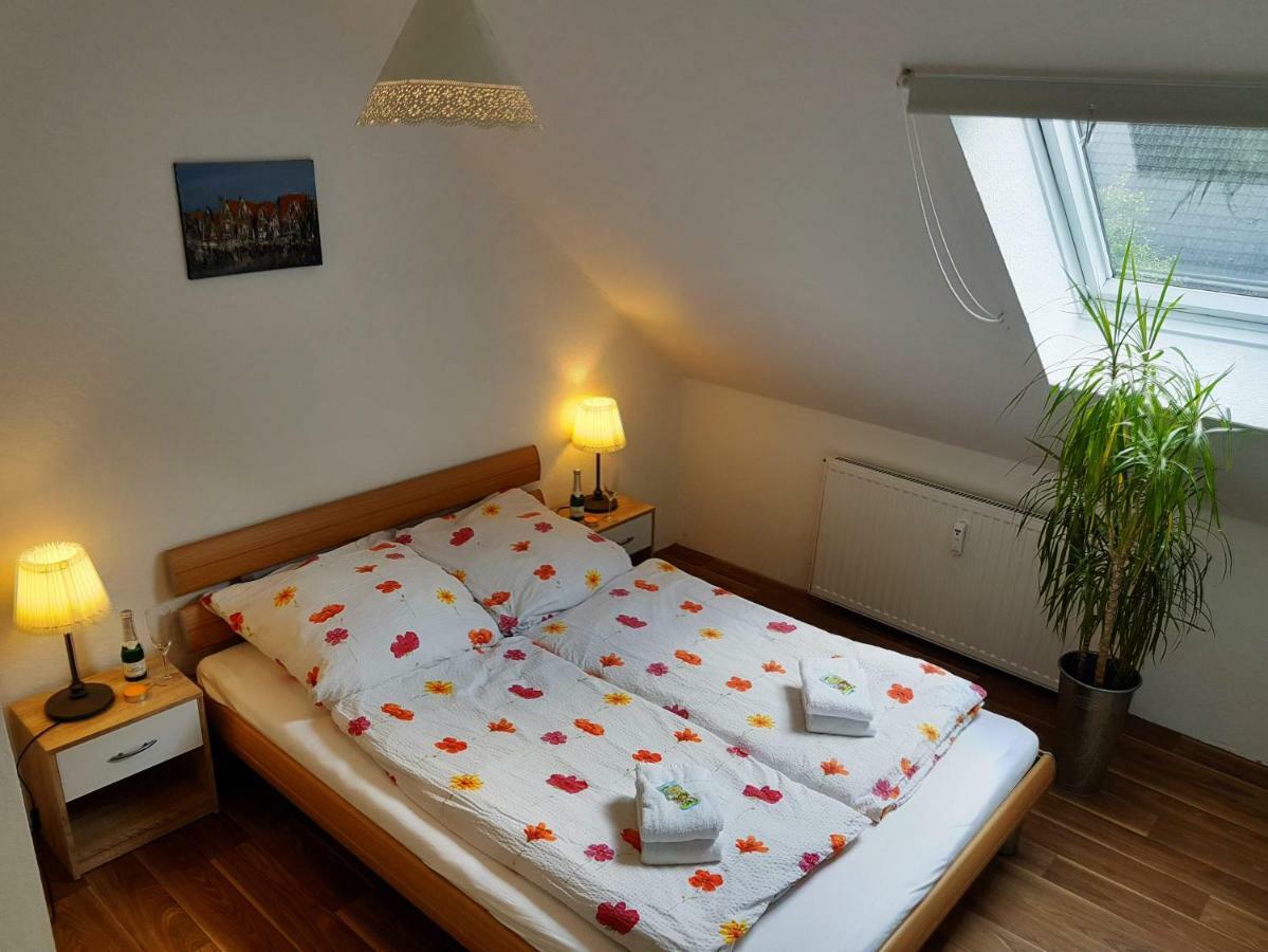Charmante Ferienwohnung 3 Zimmer Kueche Bad Zentrale Lage Hagen im Bremischen Exterior foto